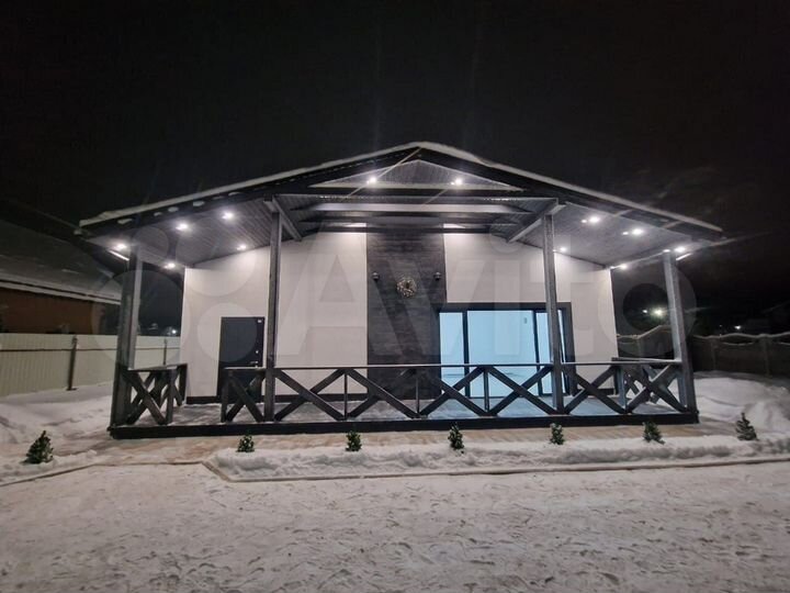 Дом 176 м² на участке 9 сот.