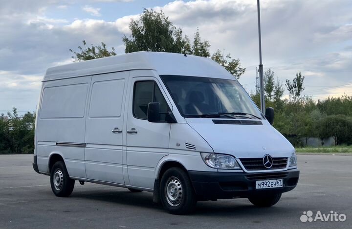 Mercedes-Benz Sprinter Classic цельнометаллический, 2015