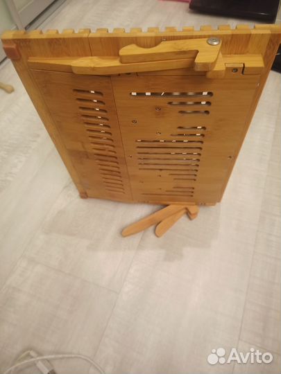 Охлаждающая подставка для ноутбука