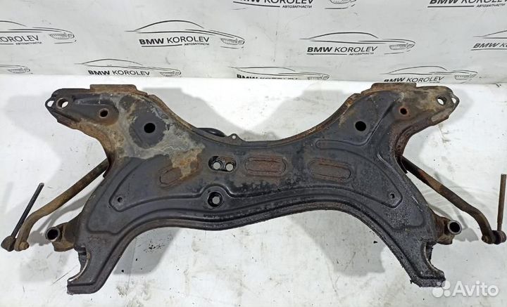 Балка подмоторная (подрамник) Toyota RAV4 2