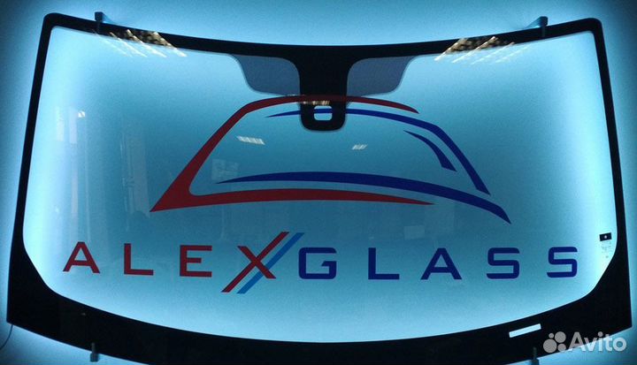 Левое стекло для mazda 3