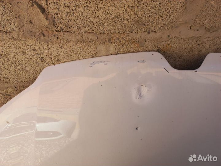 Капот на renault logan 2