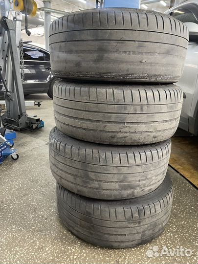 Michelin Pilot Sport 4 225/40 R18