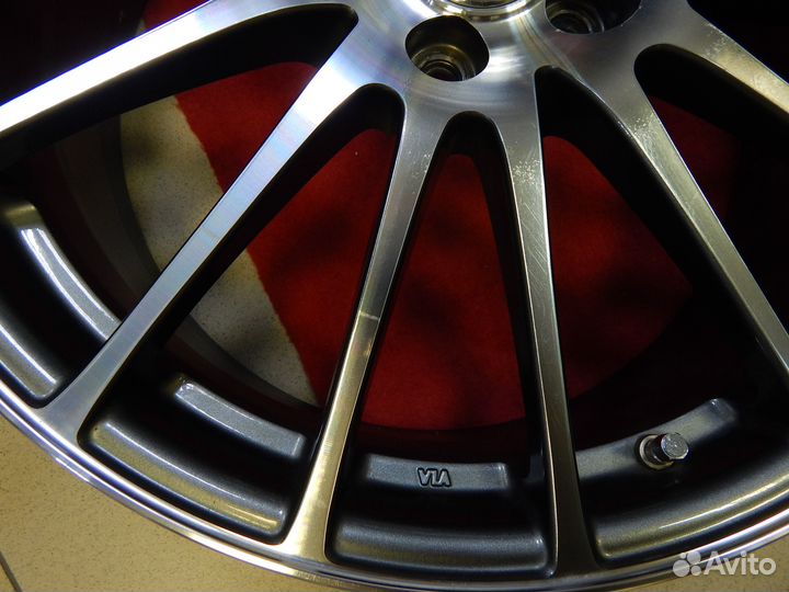 1208 Japan Bridgestone Eco Forme R18 5*100 J7