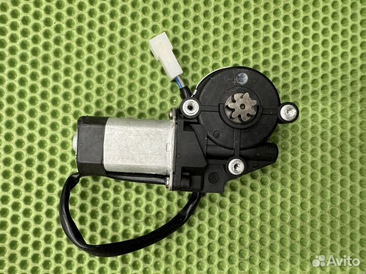 Моторчик стеклоподьемника Газ-3110