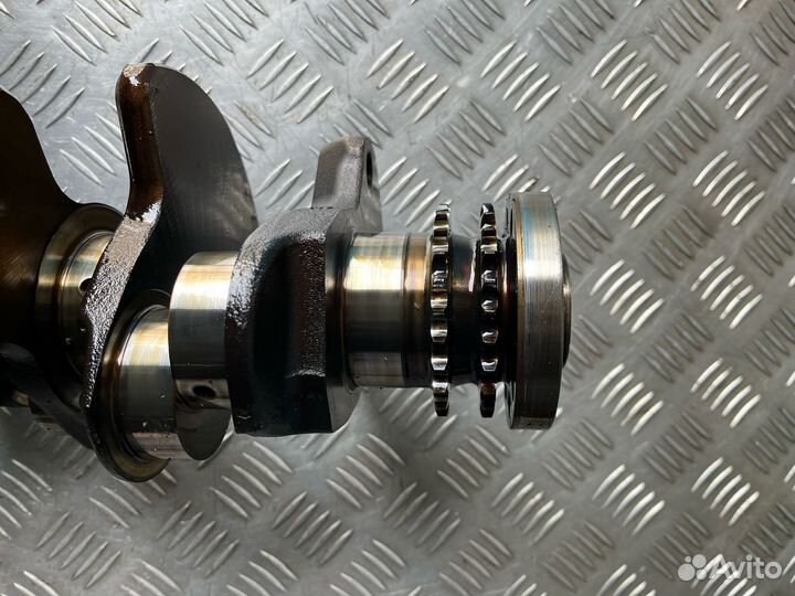 Коленвал Audi A6 2.4 bdw