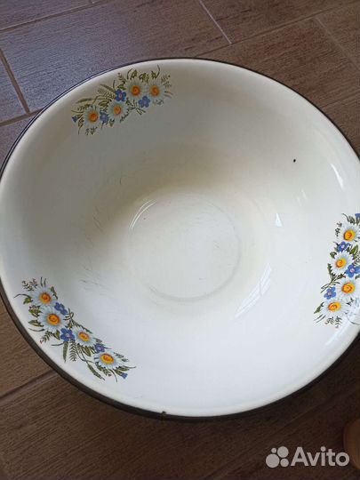 Таз эмалированный