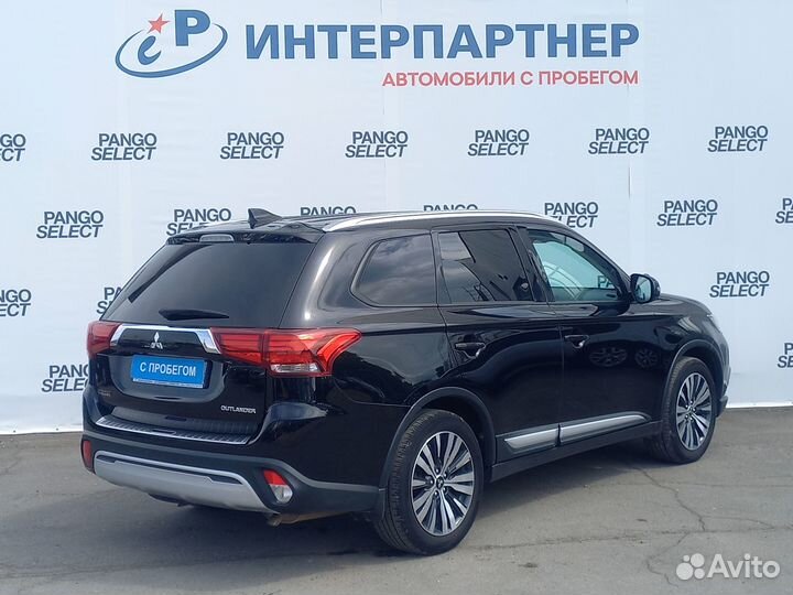 Mitsubishi Outlander 2.0 CVT, 2018, 153 016 км