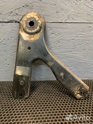 Кронштейн АКПП правый Bentley Continental Flying