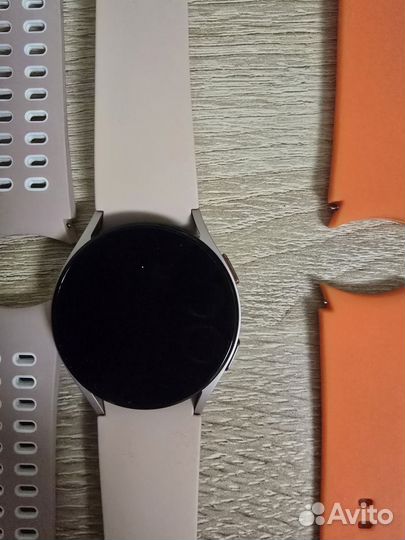 Samsung Galaxy Watch5, 40mm Розовые