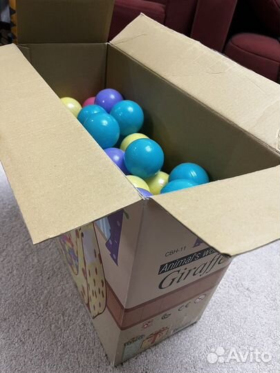 Игрушка, палатка с шариками