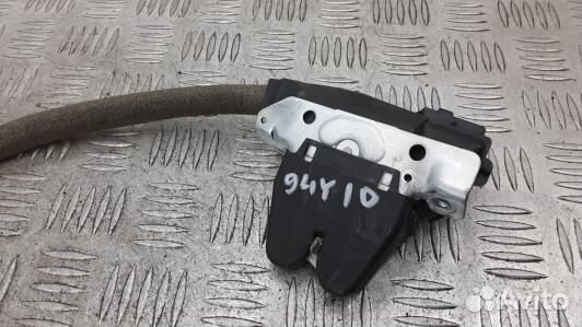 Замок крышки багажника mercedes benz E-class W212