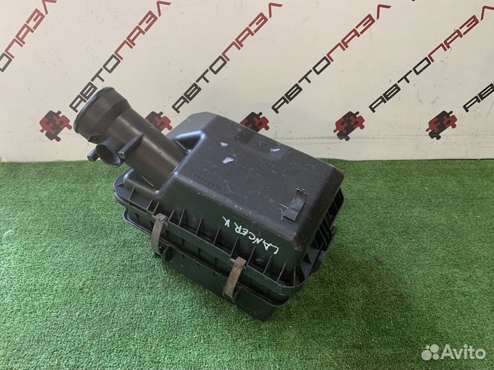 Корпус воздушного фильтра Mitsubishi Lancer X 10