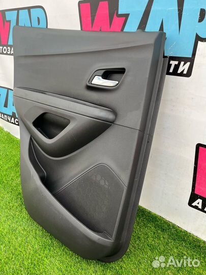 Обшивка двери задней левой Chevrolet Trax рест