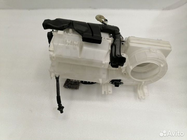 Корпус печки Mitsubishi Outlander 3 рестайлинг 2.0