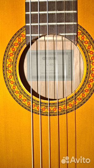 Классическая гитара yamaha c40