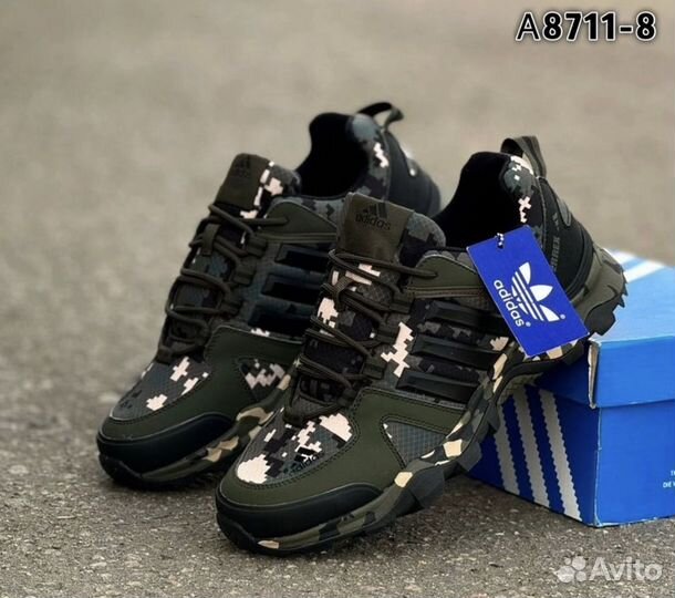 Adidas мужские кроссовки хаки