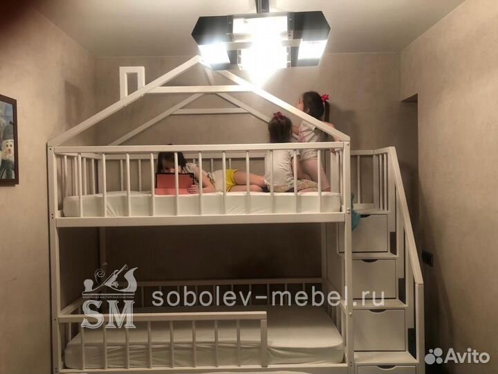 Кровать двухъярусный домик. Производство Уфа