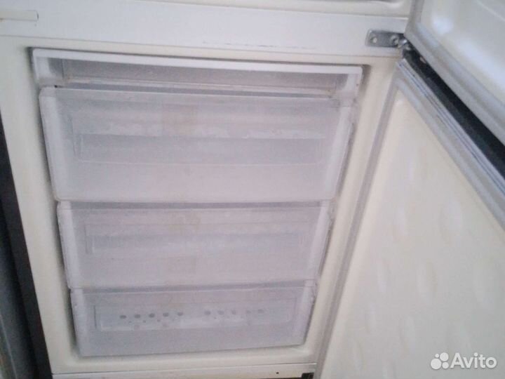 Холодильник бу samsung 200 см