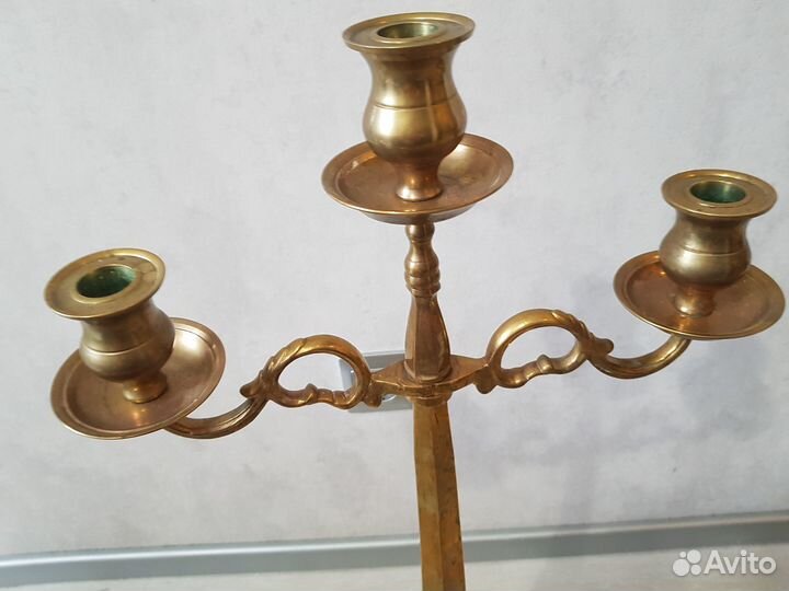 Старинный канделябр