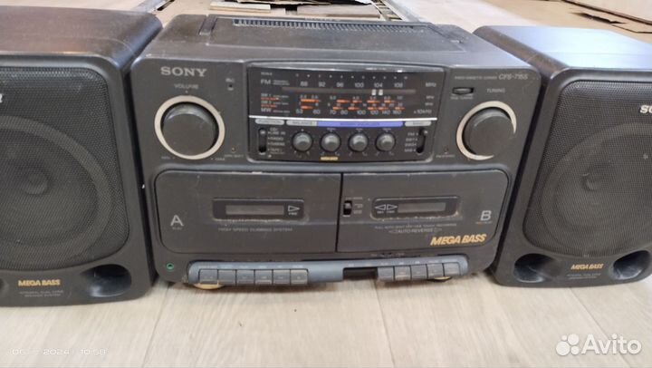 Музыкальный центр sony