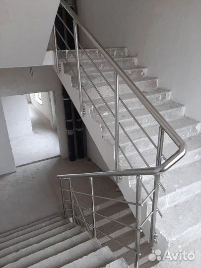 Перила для лестниц