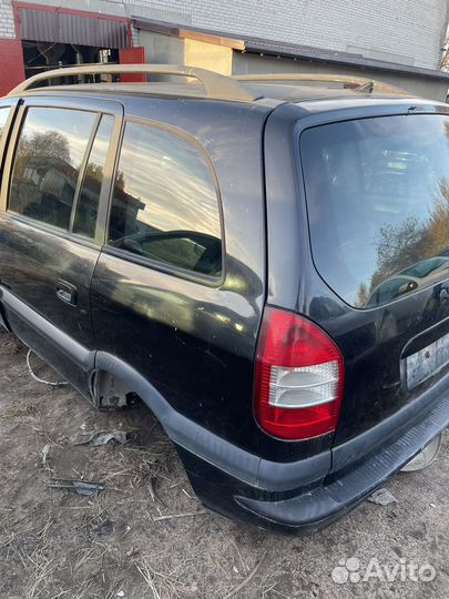 По запчастям Опель Зафира 2003г. 2.0 TDI