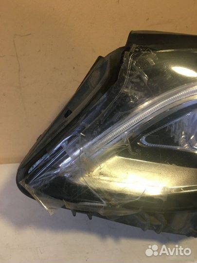 Фара передняя левая Mercedes-Benz Gla-Class X156