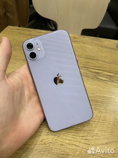 iPhone 11, 64 ГБ