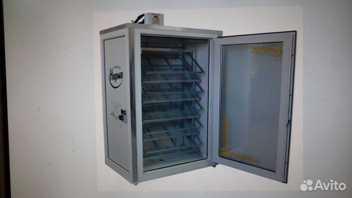 Инкубатор норма - рейс 625 яиц (блиц )