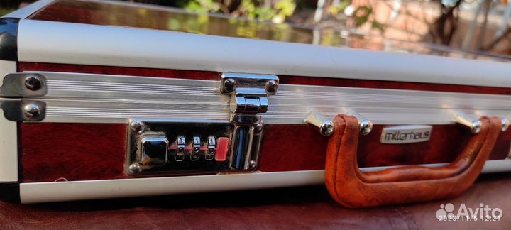 Дипломат с деньгами СССР