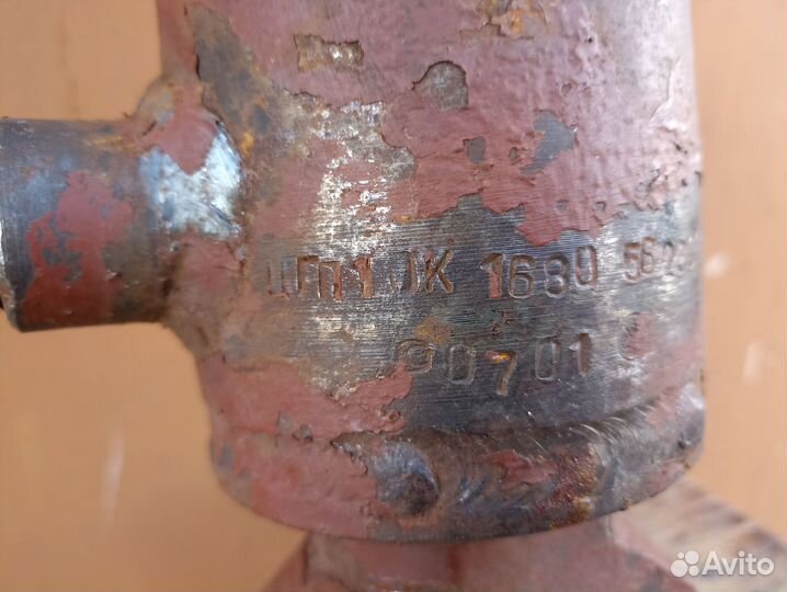 Гидроцилиндр для грейдера (дз 180)