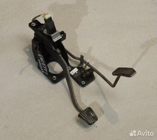 Педальный узел Lacetti