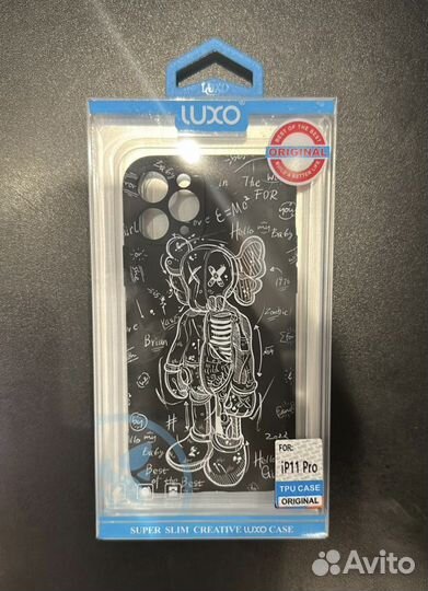 Чехол на iPhone 11