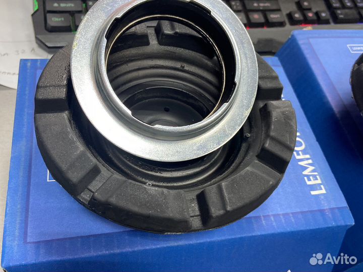 Опора переднего амортизатора vw T5