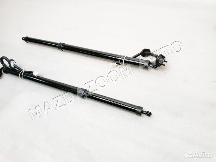 Амортизатор электро двери багажника Mazda Cx-5 KF