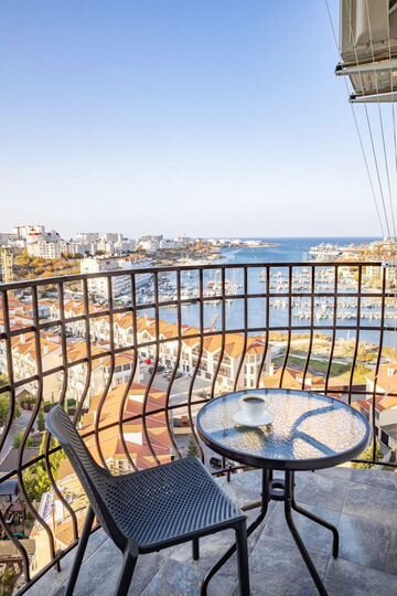 1-к. квартира, 45,7 м², 10/16 эт.