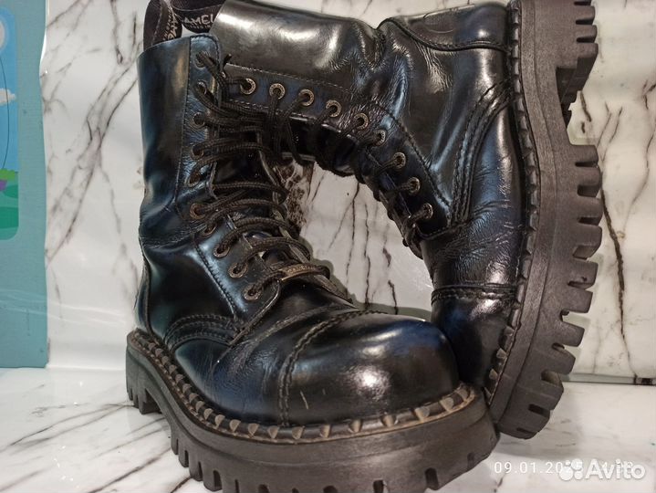 Camelot 38.5 Grinders Steel