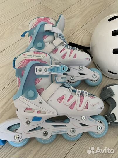 Детские ролики и защита и щлем