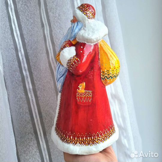 Дед Мороз под елку