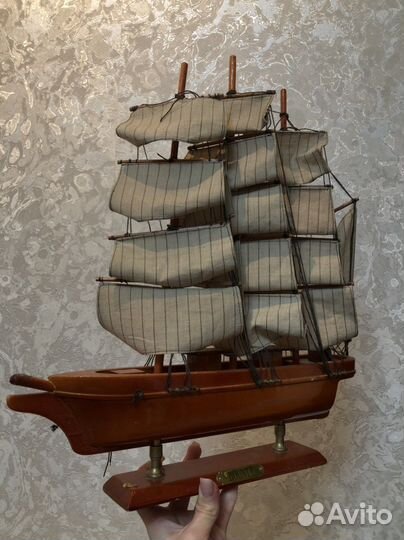 Корабль коллекционный