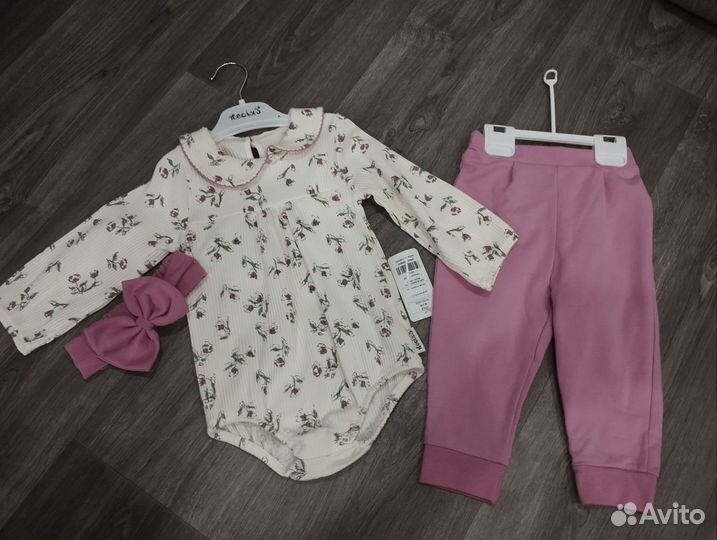 Продам комплект одежды для девочки