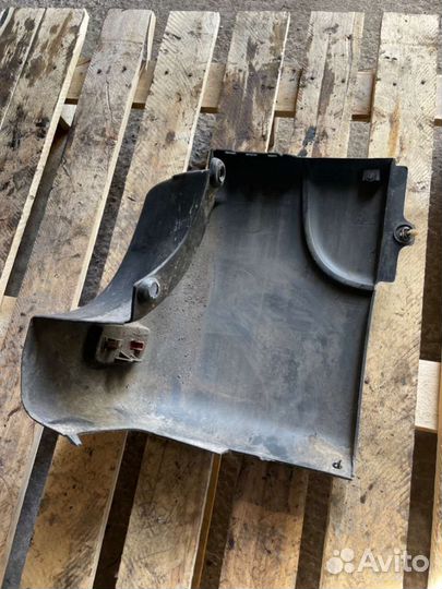 Клык бампера задний левый Opel Movano 2