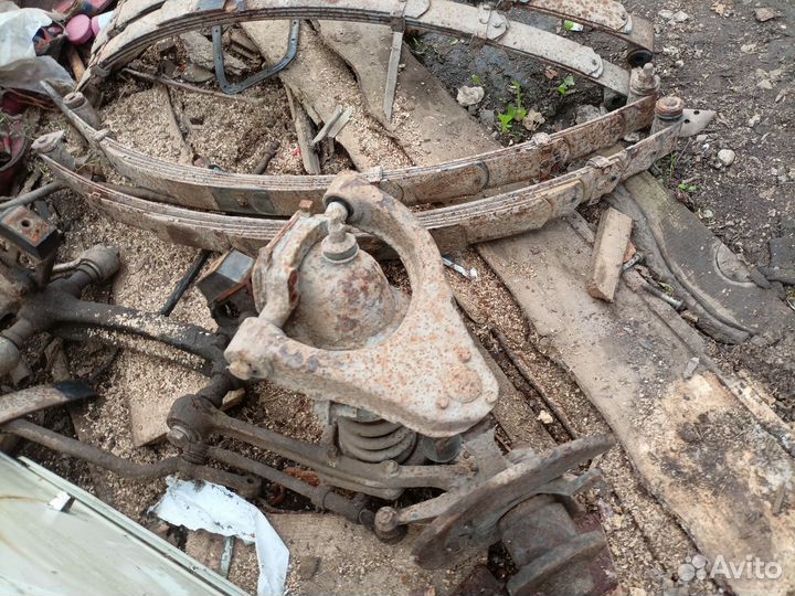 Передняя балка, задние рессоры Волга 31105