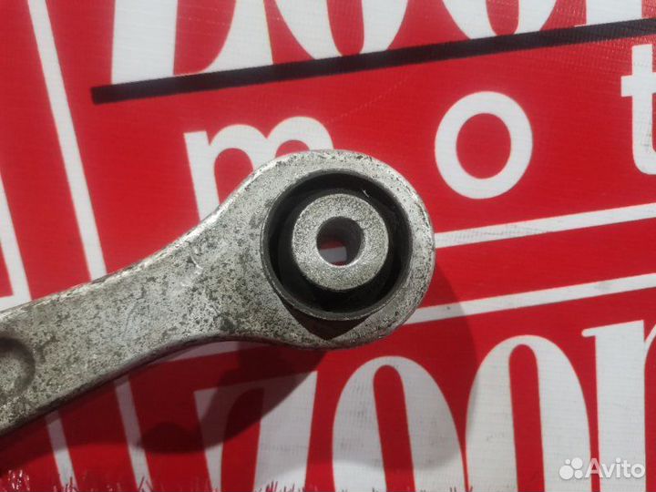 Рычаг подвески верхний задний правый Mercedes-Benz