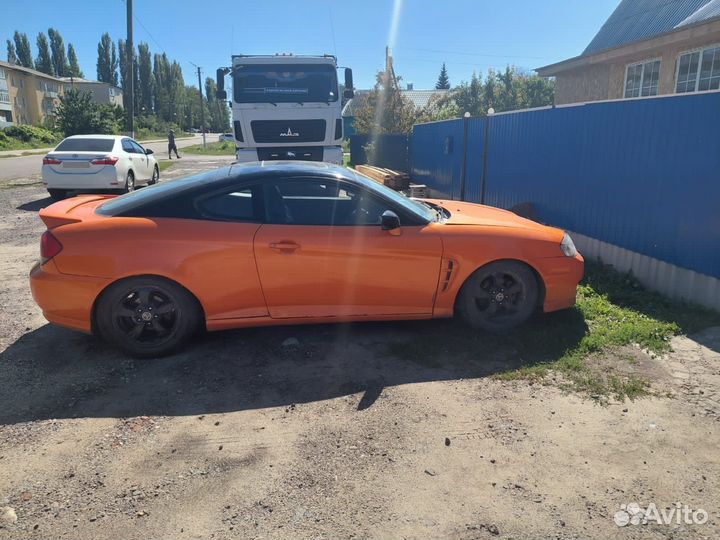 Hyundai Tuscani, 2004