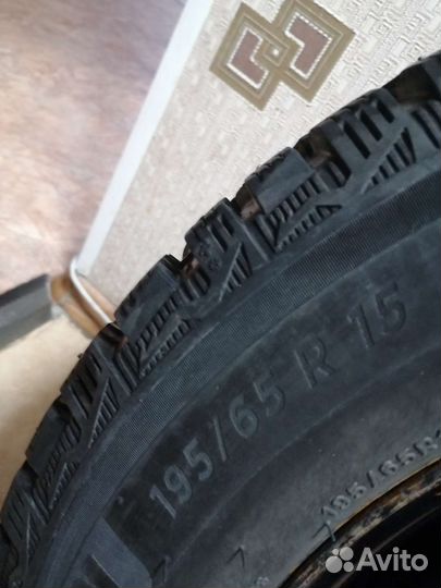 R15 Michelin X-Ice North 4 195/65, PCD 5x114.3 DIA 67.1