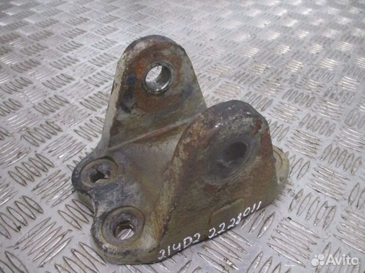 Кронштейн передней рессоры камаз 652052902444