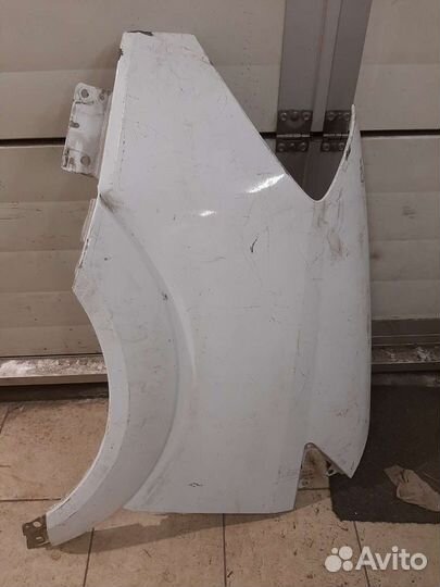 Крыло переднее левое Mercedes Benz Sprinter W906