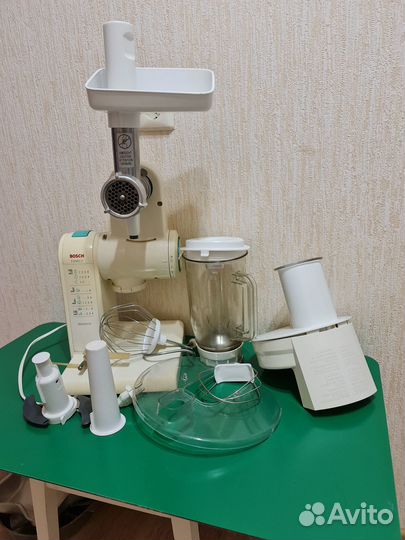 Кухонный комбайн бош С насадками